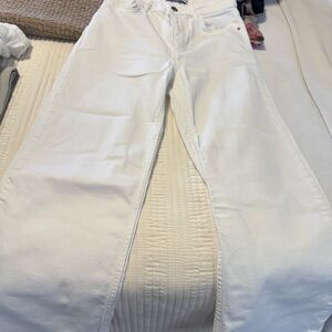 Zara White Ankle-Cropped Jeans
